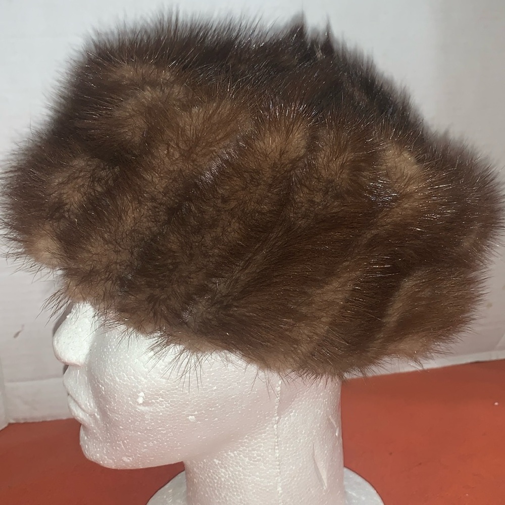 Genuine Mink Union Made Vintage Pillbox hat